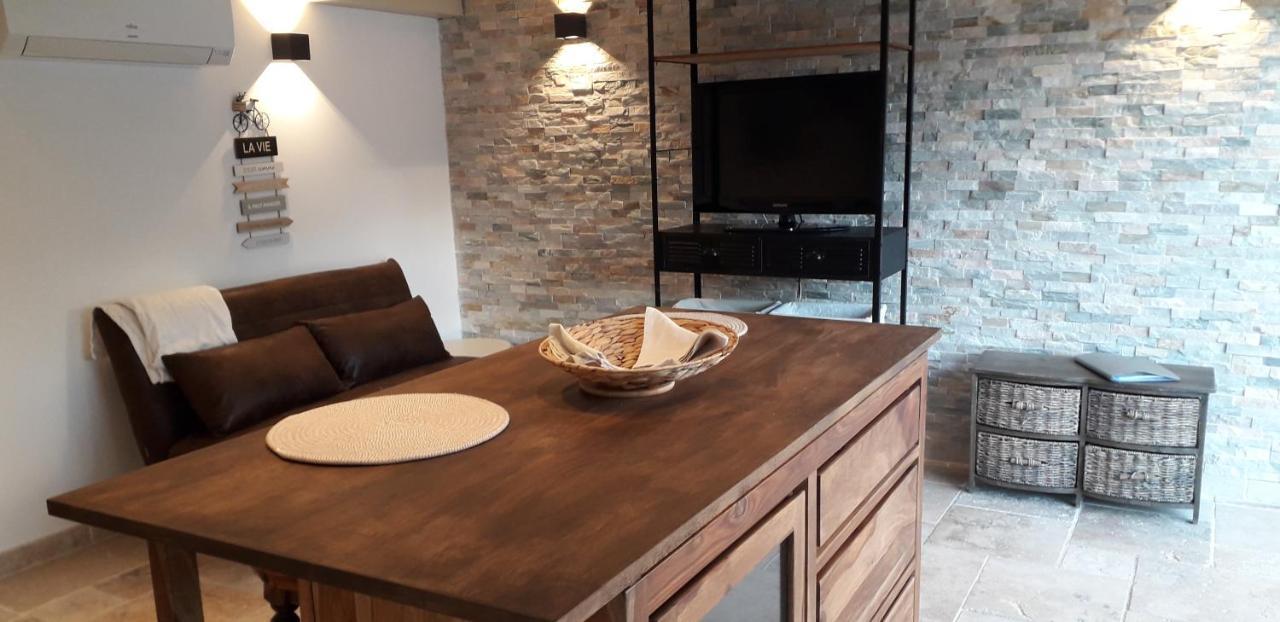 Logement Independant Au Calme Proche Toutes Commodites Et Transports Ле Кане Екстериор снимка